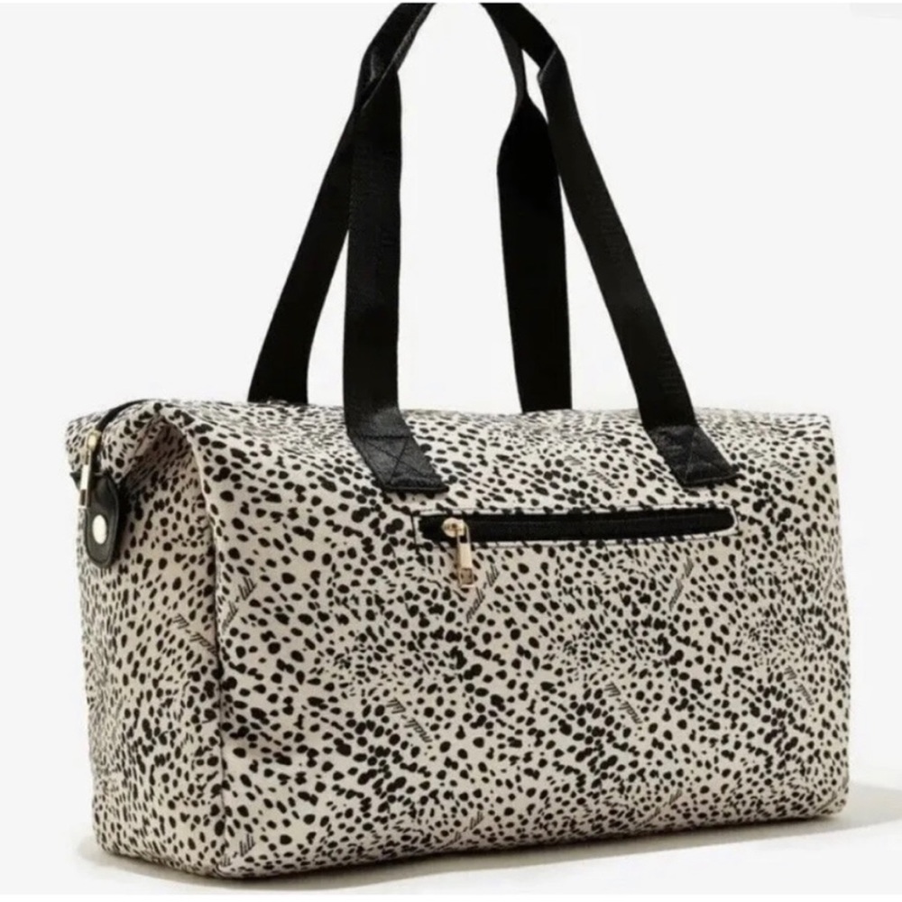 NWT MALI & LILI Weekender Bag‎